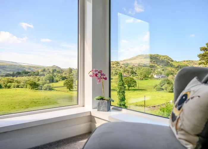 3 Bed In Holmrook Oc-Sz072 *